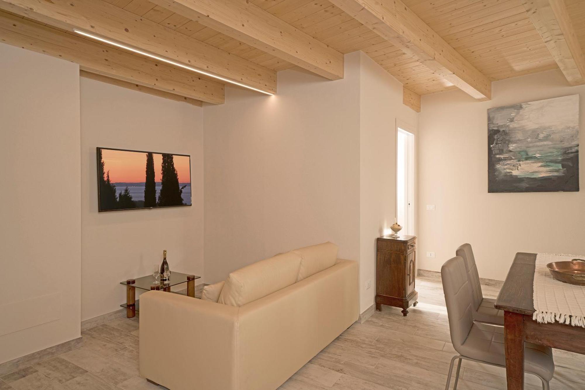 B&B Il Sogno Nel Borgo Gargnano Rom bilde