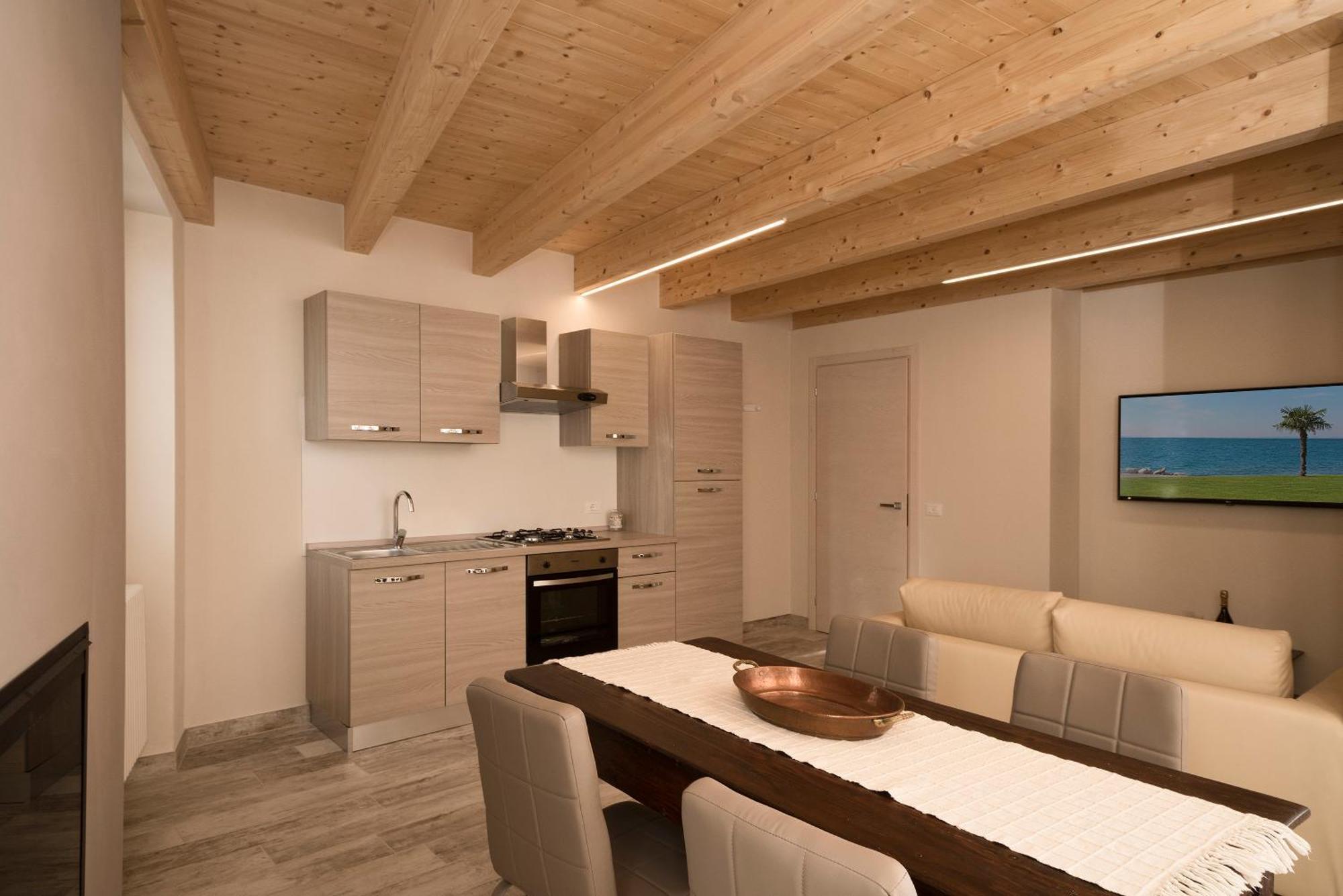 B&B Il Sogno Nel Borgo Gargnano Rom bilde